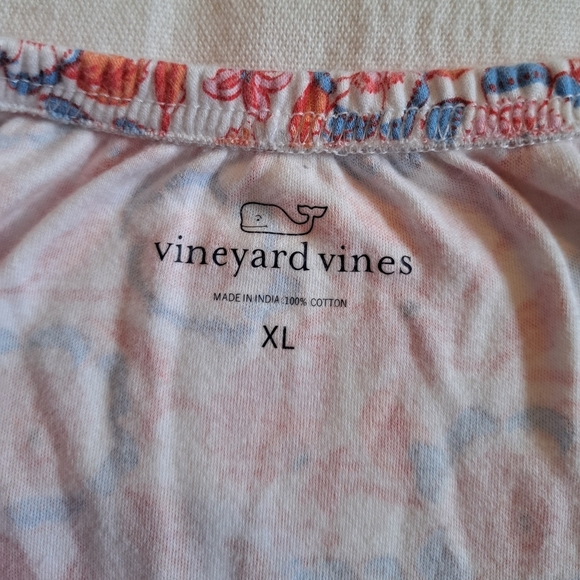 Vineyard Vines girls size XL shorts romper, floral design, has pockets, EUC - Picture 5 of 7